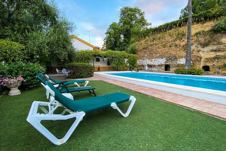 Ferienhaus für 4 Personen, mit Garten und Terrasse