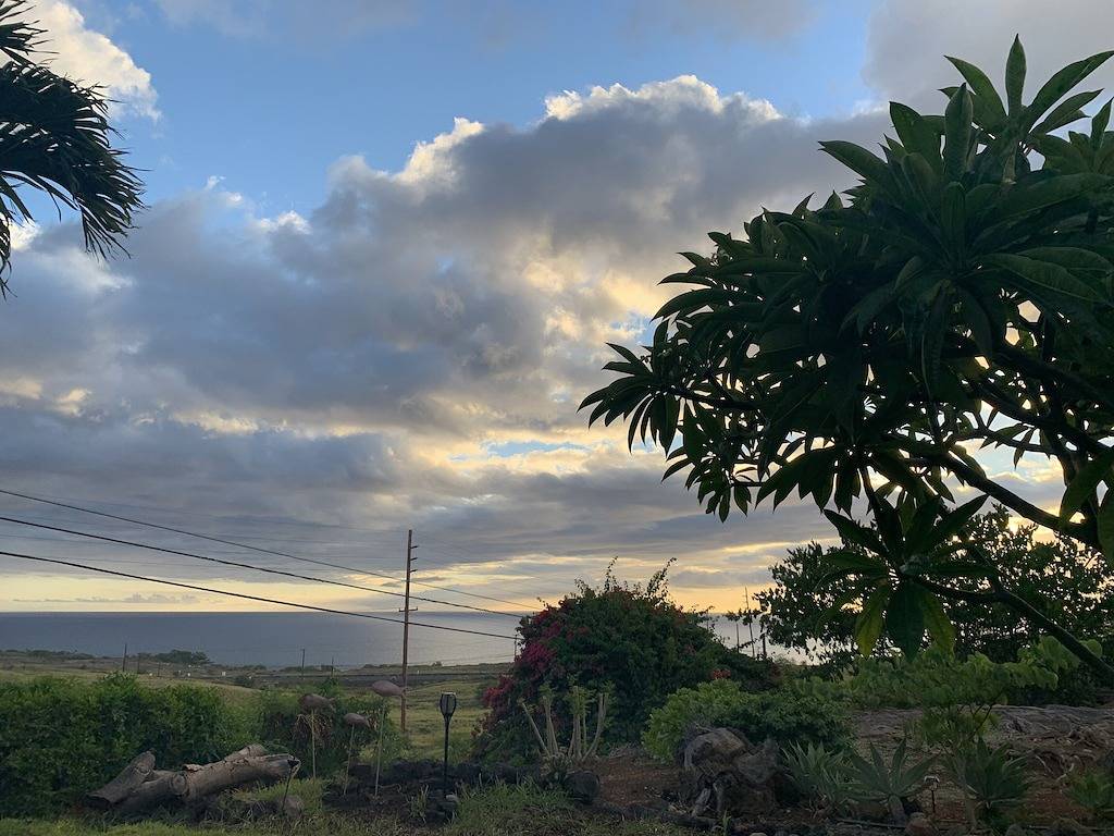 Clean & Green With Ocean View in Waikui, Kawaihae