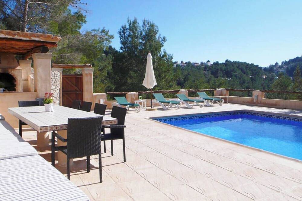 Cas Mari Reizendes Häuschen mit Pool, 800 Meter vom Dorf San Jose entfernt in San José (Ibiza), Sant Josep de sa Talaia