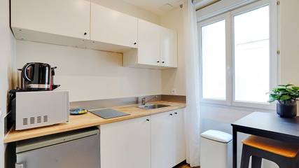 Appartement De Vacances pour 2 Personnes dans Levallois-Perret, Hauts-de-Seine, Photo 3