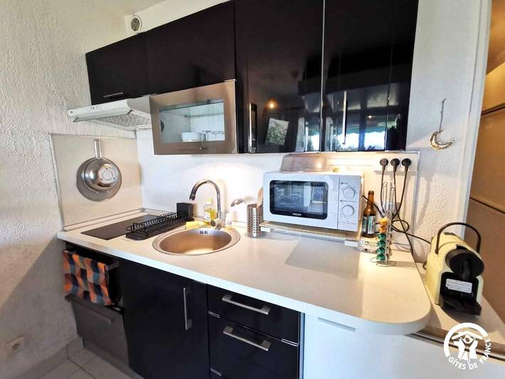 Gîte pour 2 personnes, avec terrasse et jardin dans Plage du Grand-Travers - 4