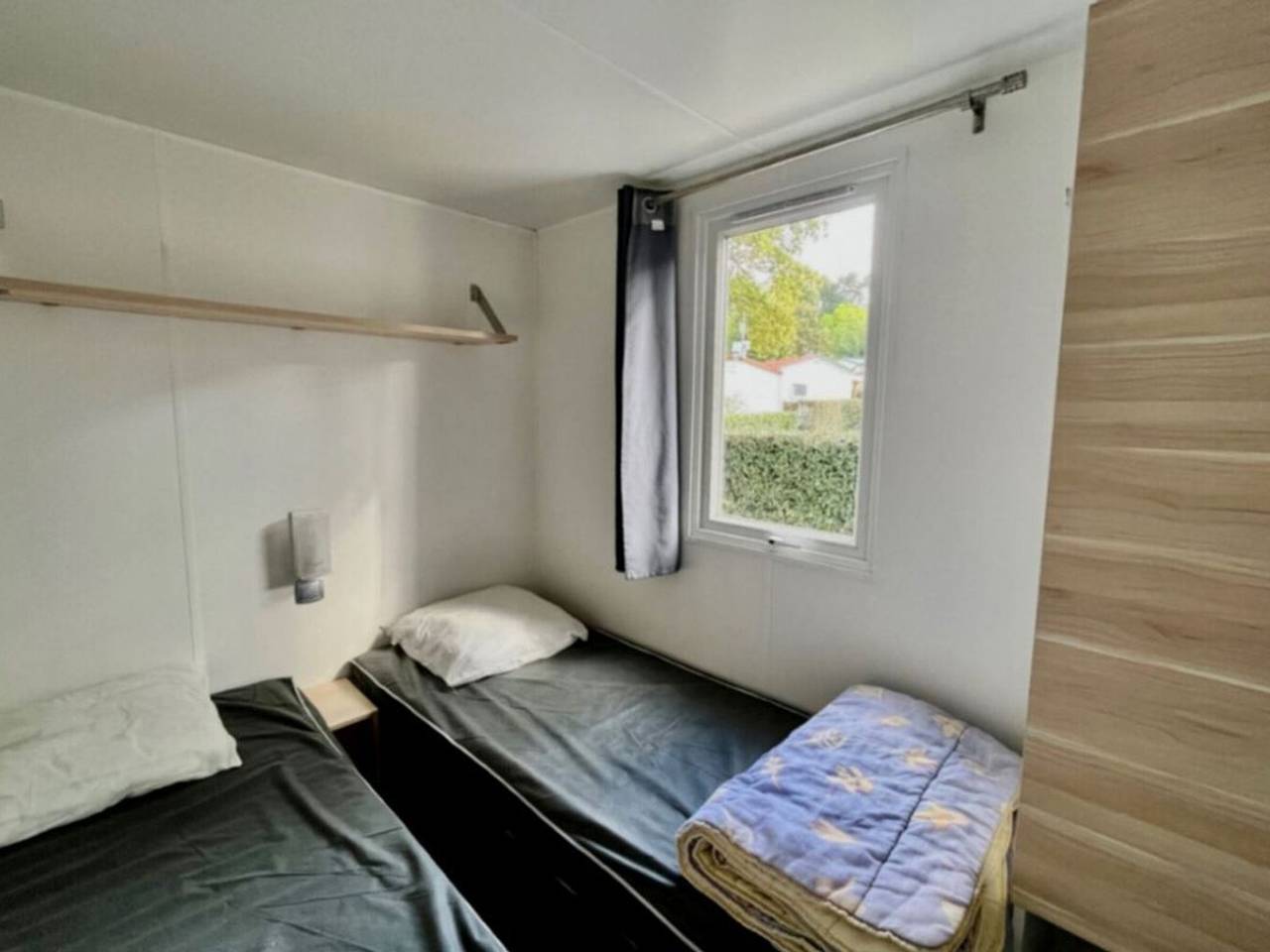 Mobil-home pour 7 pers à Espelette avec terrasse in Espelette, Région de Bayonne