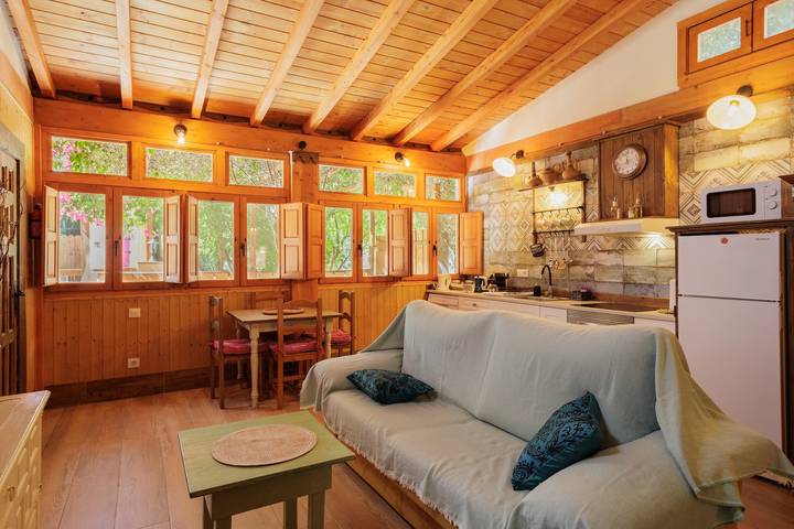 Appartement entier, Refuge rural El Grifo – Détente à 20 min de Séville, piscine privée et espace extérieur in Carmona, Province de Séville