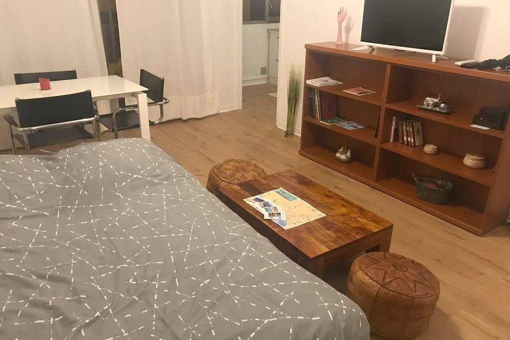 Appartement entier, Studio centre nice proche de mer in Nice, Côte méditerranéenne (France)