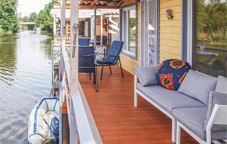 Ferienhaus für 4 Personen, mit Terrasse und Garten sowie Sauna und Seeblick in Mecklenburg-Strelitz - 3