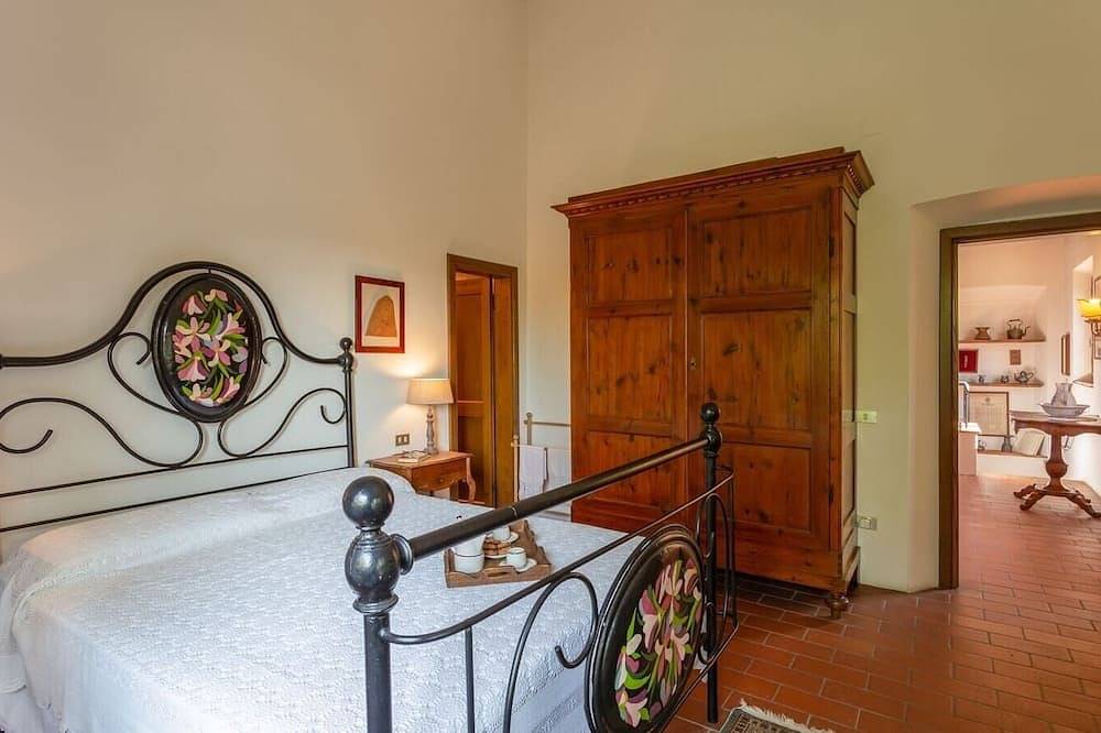 Ganze Wohnung, Villa Elsa - Farmhouse with pool in Tuscany in Pontedera, Pisa Provinz