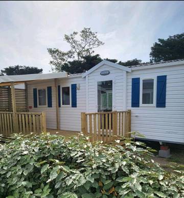 Gîte pour 6 personnes, avec bassin pour enfant ainsi que terrasse et piscine à Vic-la-Gardiole