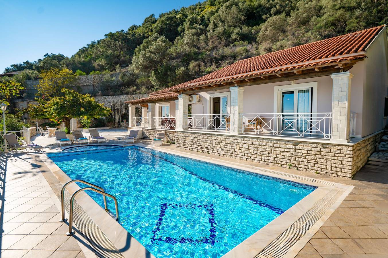 Casa vacanza a Corfù a partire da 165€ a notte