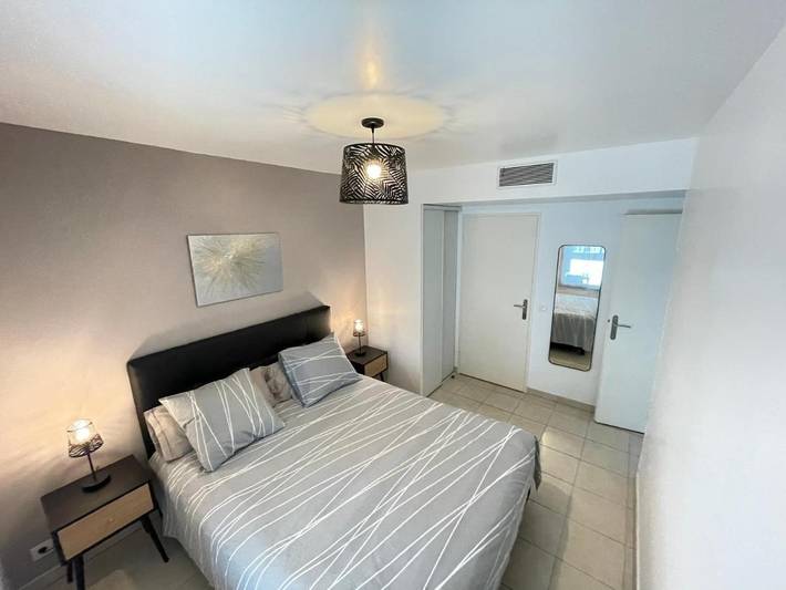 Gîte pour 4 personnes, avec terrasse dans Stade Vélodrome - 3
