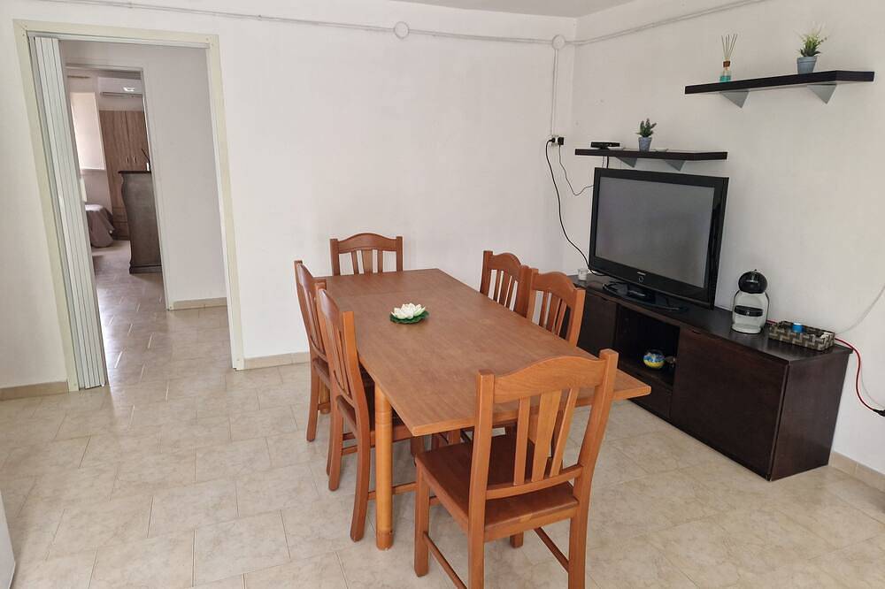 In Paestum vacation home sleeps 9 200 meters from the sea and 1 km Temples Paestum in Licinella - Torre di Paestum, Cilento