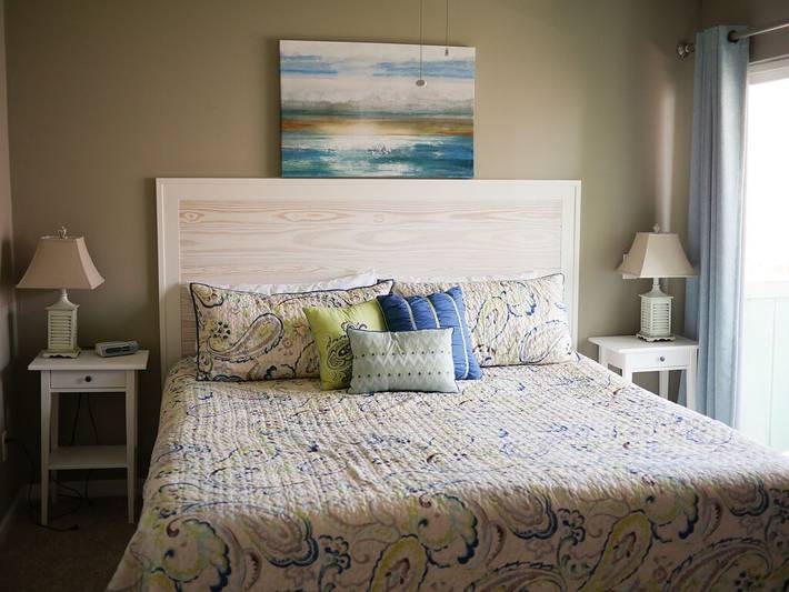 Vacation rental for 6 people, with balcony and pool in Carolina Beach