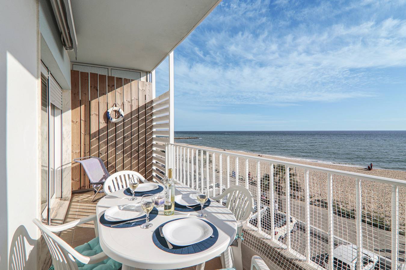 Appartement entier, Charmant appartement "Sail Away" sur la plage avec vue sur la mer et balcon in Cavacos, Quarteira