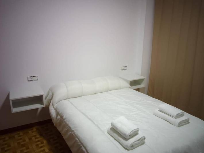 Maison d’hôte pour 2 personnes, avec jardin et vue, adapté aux familles à Palas de Rei - 2