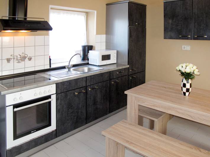 Ferienhaus für 4 Personen, mit Terrasse und Garten, mit Haustier am Kummerower See - 3