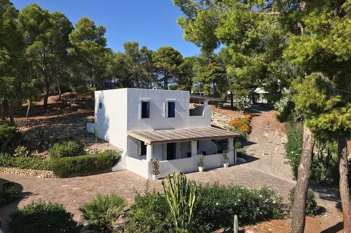 Villa pour 3 personnes, avec Terrasse ainsi que Jardin et Piscine dans Vulcano