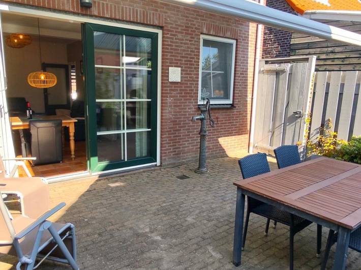 Ferienhaus für 4 Personen, mit Terrasse und Garten sowie Sauna