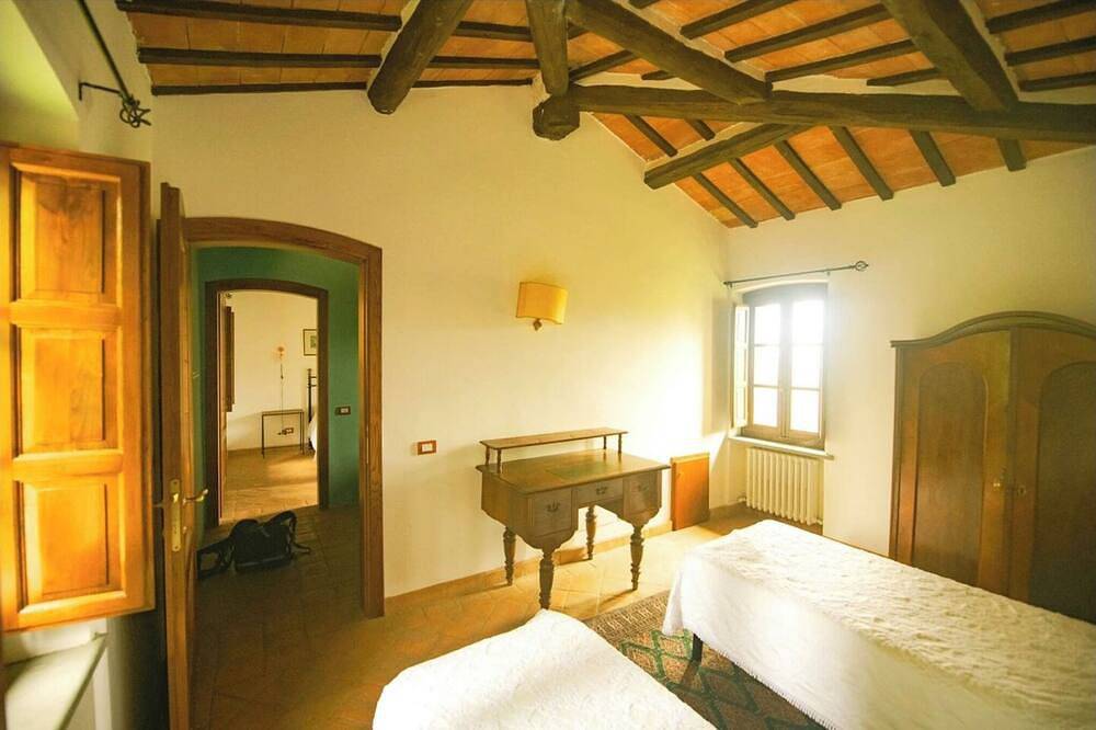 The Caretaker - Lilacs - The ancient house of the caretaker in Marsciano, Perugia Provinz