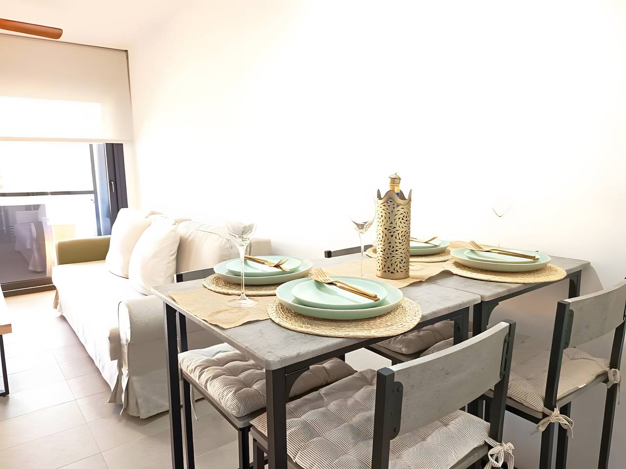 Casa vacacional 'Casa Bakara La Brisa Zahara Beach' con piscina compartida, terraza privada y Wi-Fi in Playa Zahara de los Atunes, Barbate