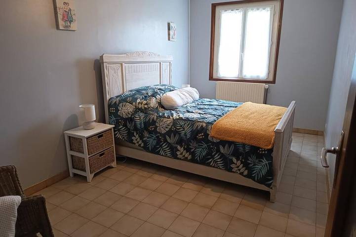 Gîte pour 6 personnes, avec jardin et piscine à Naussannes - 2