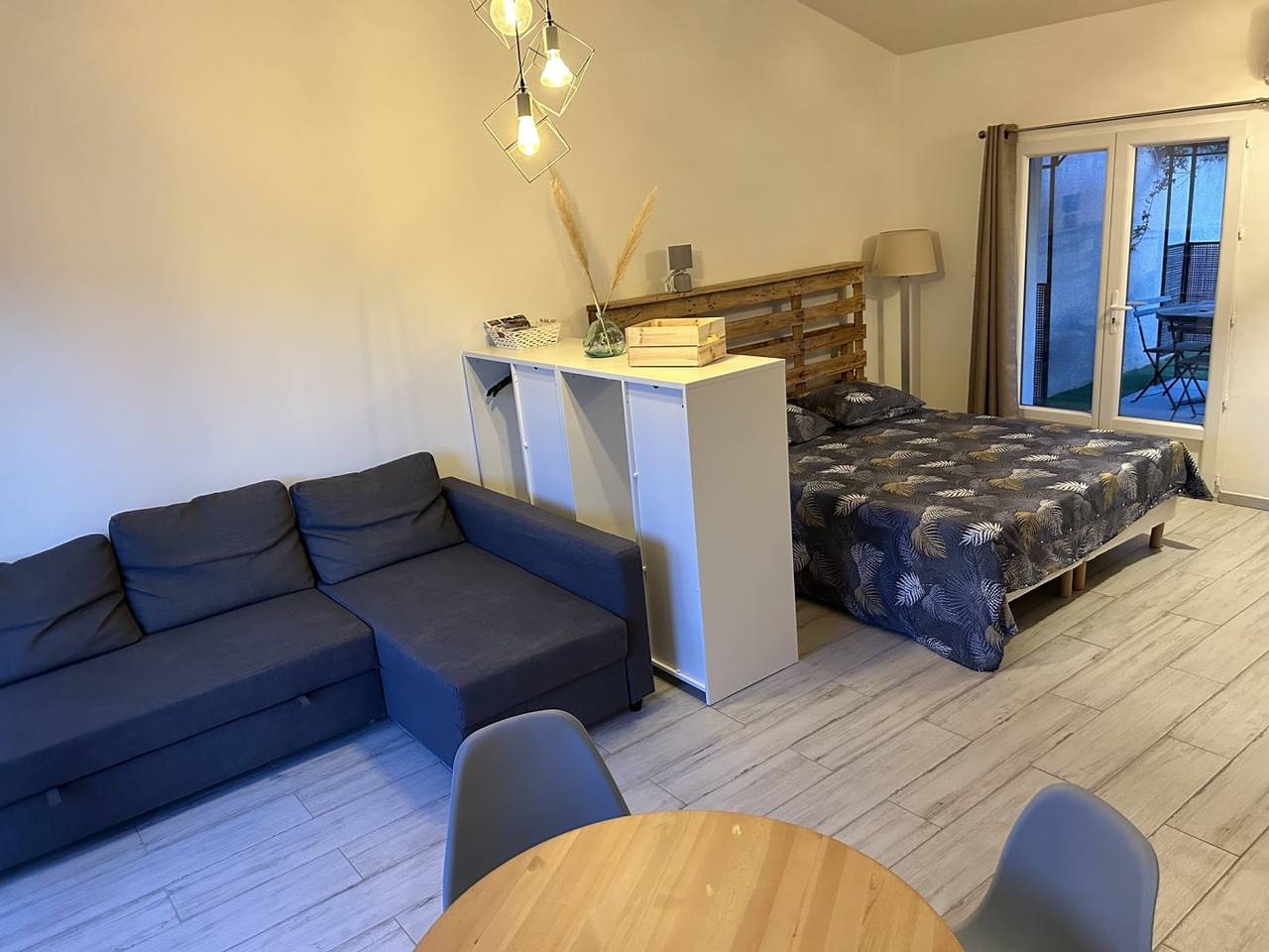 Studio entier, Studio cosy avec jardin, climatisation & charme provençal in L'Isle-sur-la-Sorgue, Vaucluse