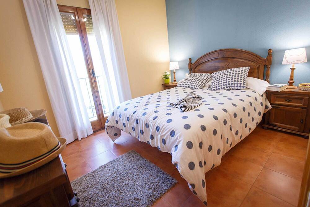 In Casa Amapola you can enjoy all the comforts of the city in Piñuécar, Madrid Province