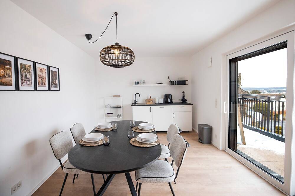Ganze Wohnung, Exklusives Penthouse am Waldrand • Stadtnah in Roisdorf, Bornheim