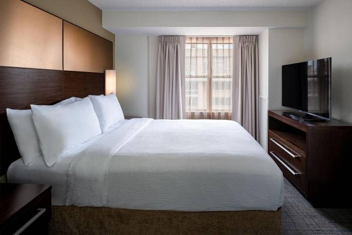 Hotel para 4 personas - 1