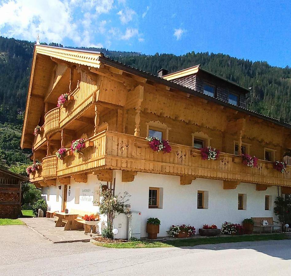 Geheel appartement, Landhaus Bliem in Mayrhofen, Bezirk Schwaz