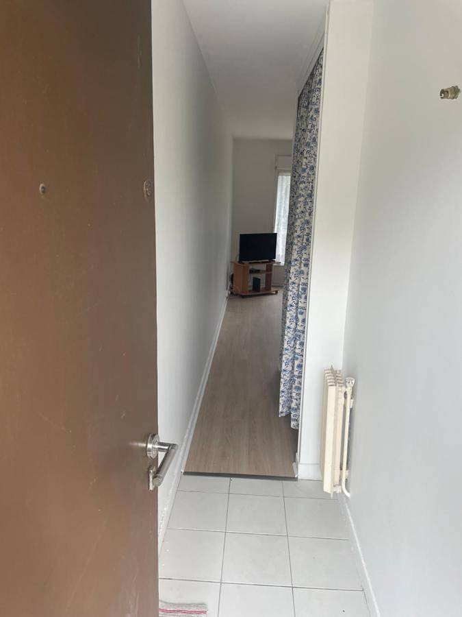 Gîte pour 2 personnes, avec terrasse à Ermont