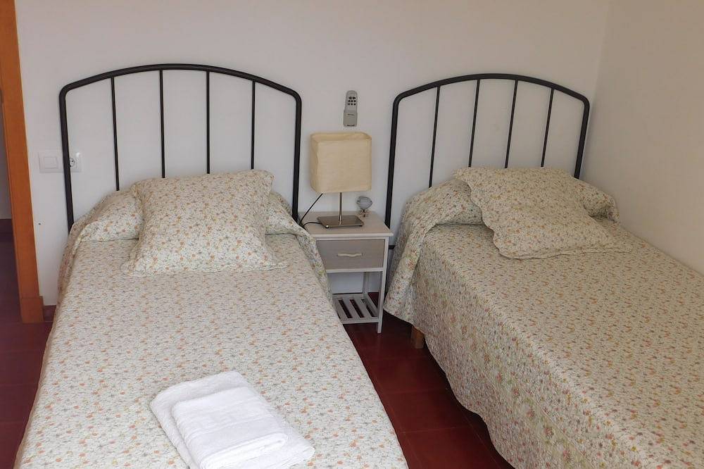 Can Pons apartment, 50 meters from the beach in Cala Galdana, Ferreries