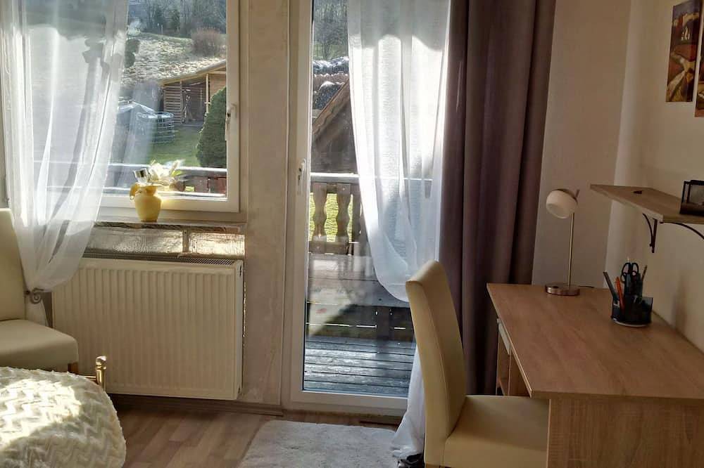 Ganze Wohnung, Ferienhaus Rosemarie im Vogelsberg * Erholung im Grünen *  Wandern * Skifahren * in Schotten, Vogelsberg Region