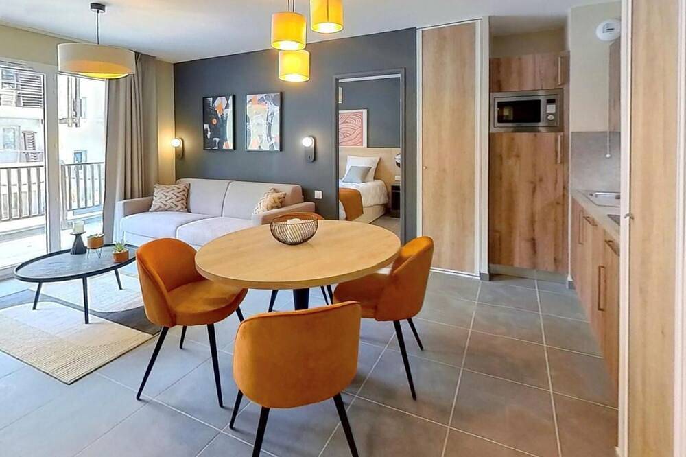 Entire apartment, Wifi, 100m from ski slopes, sauna, hammam, parking, tv, ski locker, 57m², Auron in Auron, Saint-Étienne-de-Tinée