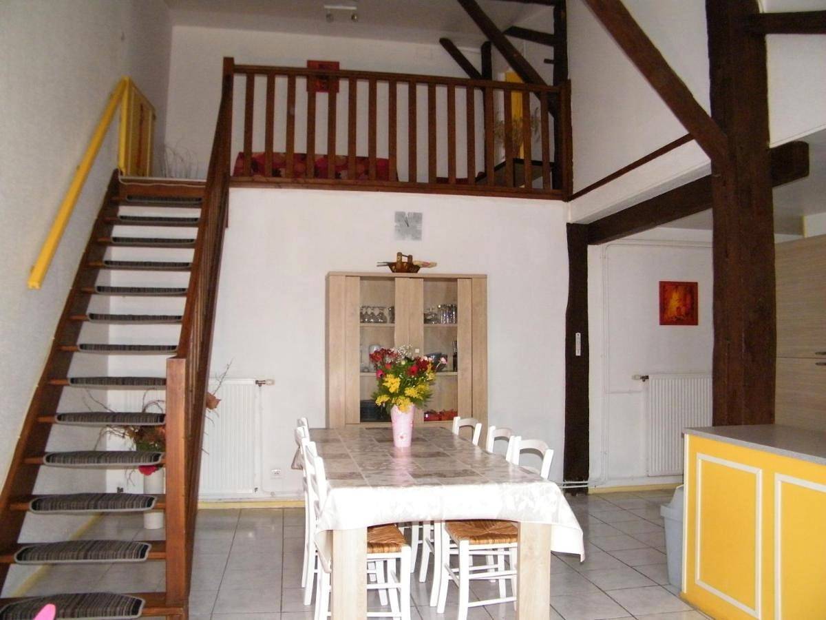 Appartement entier, Les Charmois - Spa possible sur un autre site in La Vôge-les-Bains, Région d'Épinal