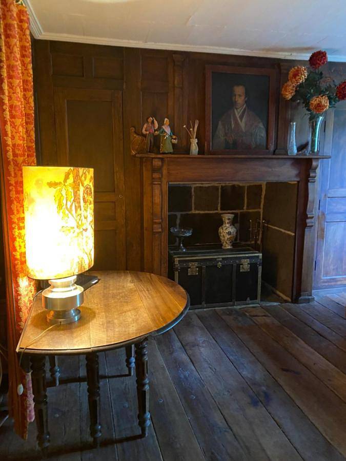 Gîte pour 2 personnes, avec vue à Saint-Martin-sous-Vigouroux - 2