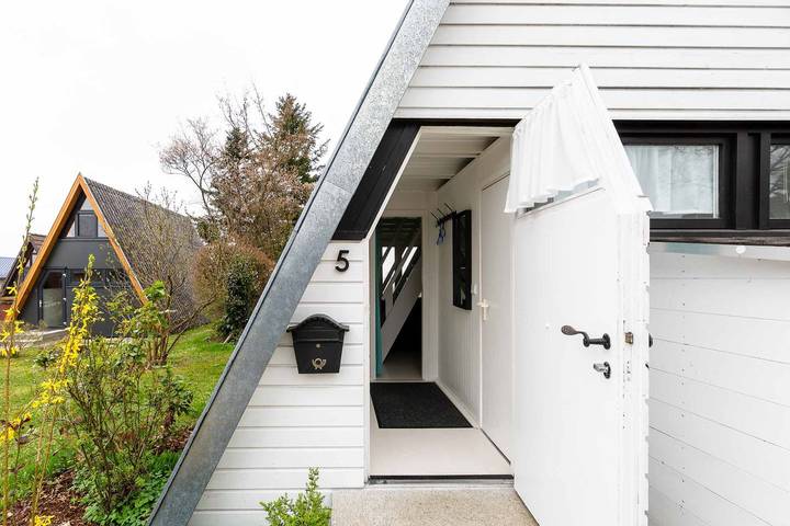 Ferienhaus für 4 Personen, mit Terrasse und Seeblick sowie Garten in Obersee (Bodensee) - 2