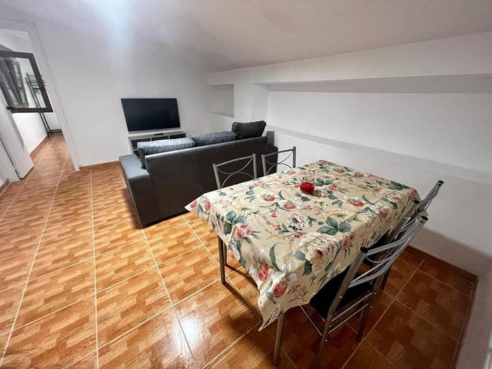 Apartamento para 6 personas, con Terraza en Calahorra