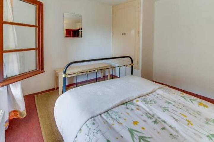 Location de vacances pour 6 personnes, avec jardin à Uchaux - 2