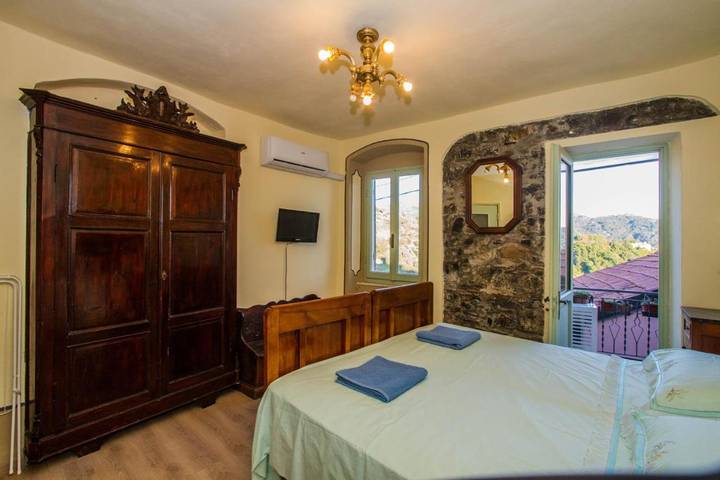 B&b per 2 persone, con Balcone e Terrazza nonché Panorama a Santo Stefano di Magra