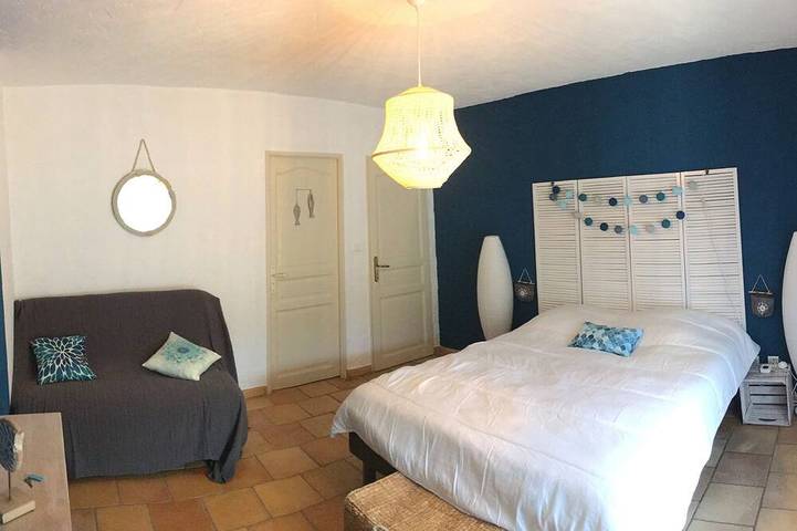 Location de vacances pour 11 personnes, avec jardin et balcon, animaux acceptés à Vins-sur-Caramy - 4