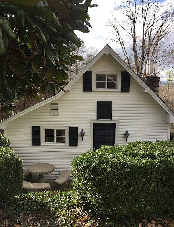 Historisches Victoria Lea Gästehaus in der Innenstadt von Tryon, Nc in Tryon, Polk County NC