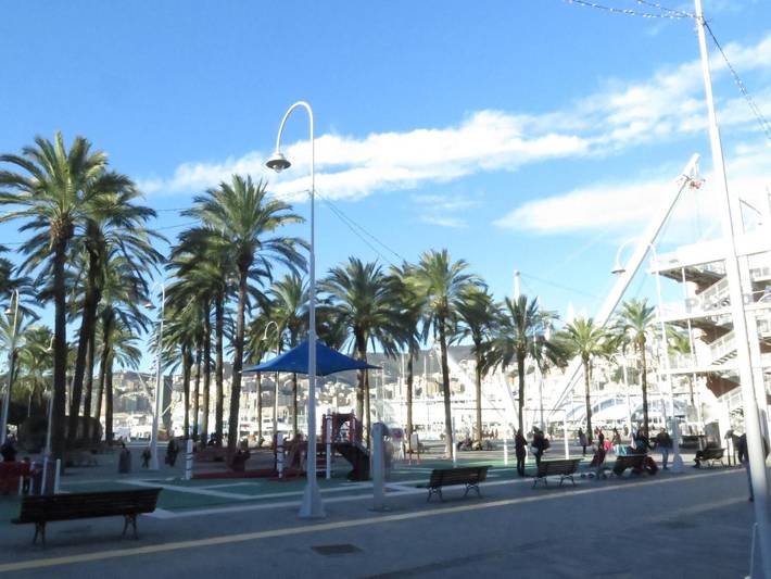 Appartamento intero, Appartamento 'Cavour' con Wi-Fi in Genova (Città), Genoa