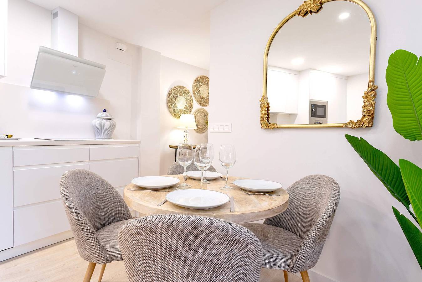 Entire apartment, Cozy 2bd apartment in Seville. Conde de Ibarra Iv in Casco Antiguo, Sevilla