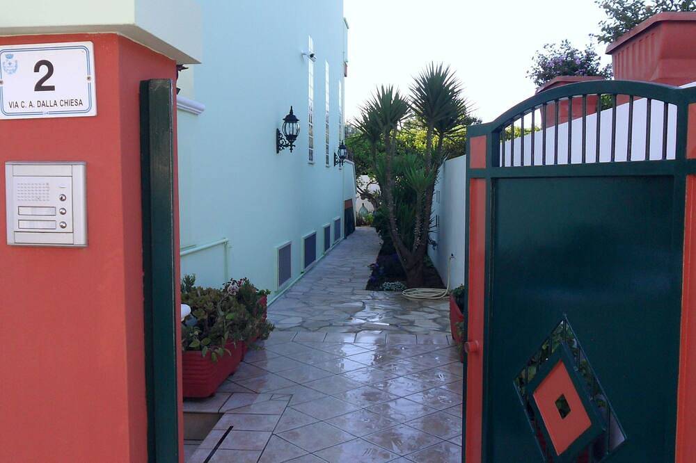 Silvia Domus Sunflowers - Movida Beach Urlaub Relax - 5 Pl 5 Minuten von Gallipoli in Alezio, Golf von Tarent