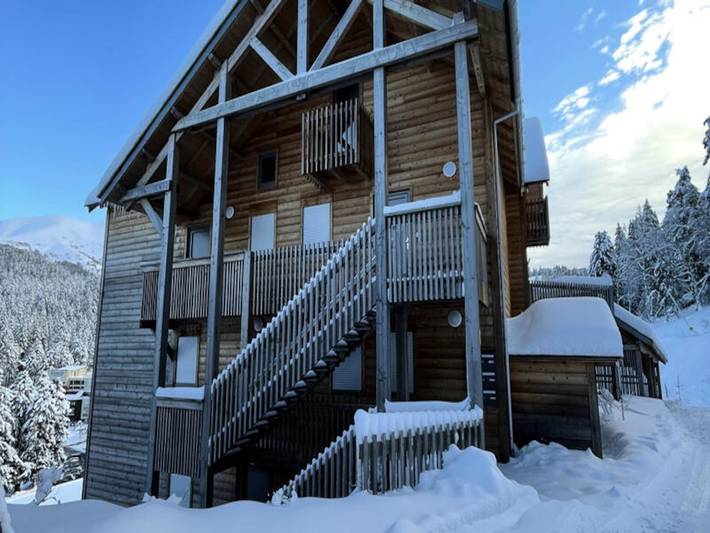 Chalet pour 8 personnes, avec terrasse, adapté aux familles dans Le Lioran - 2