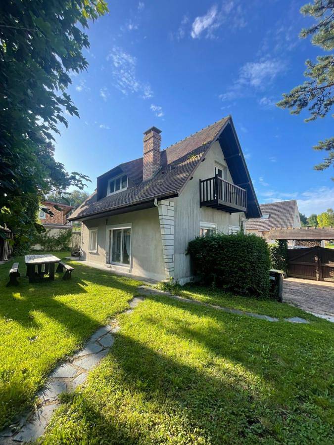 Appartement de vacances pour 6 personnes, avec jardin ainsi que terrasse et vue