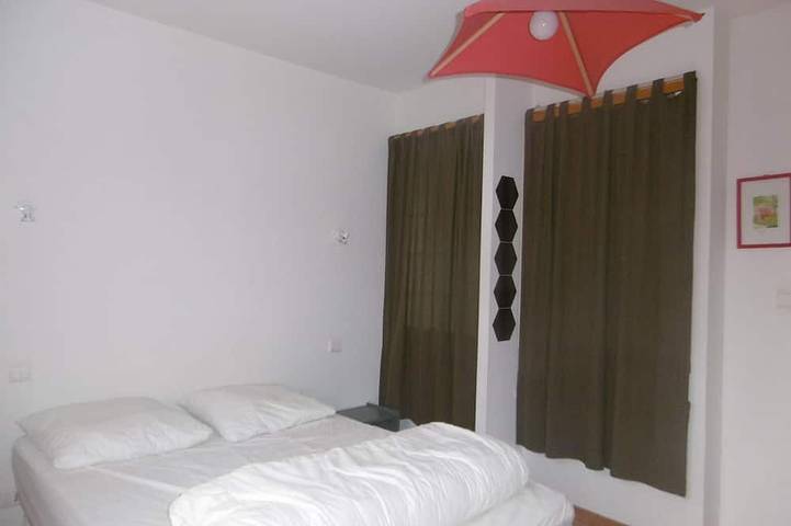 Location de vacances pour 9 personnes, avec jardin et terrasse, animaux acceptés dans Plage de La Perroche - 2