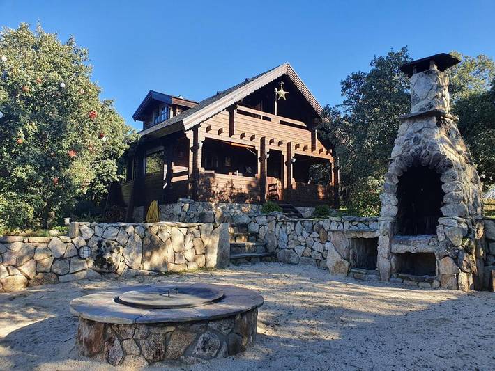 Casa rural para 6 personas, con piscina para niños y jardín además de vistas y piscina, Se admiten mascotas en Comarca de Segovia - 2