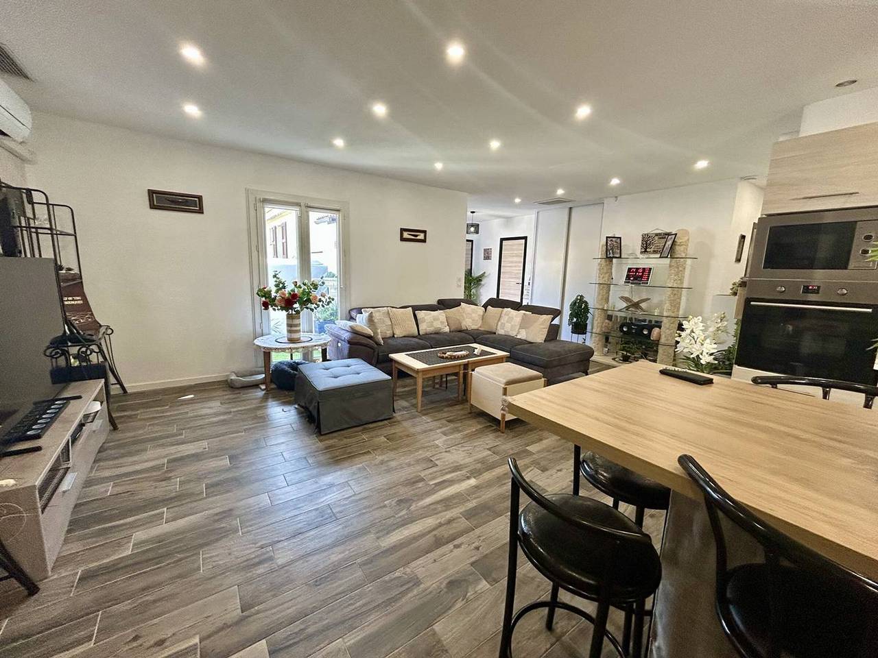 Villa con piscina y aire acondicionado - 6 pers. in Saint-Cyprien-Plage, Saint-Cyprien
