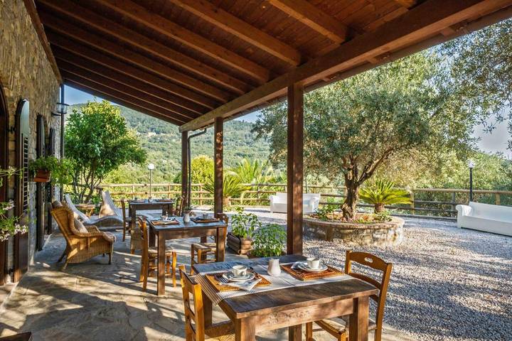 B&b per 3 persone, con Terrazza e Giardino nonché Panorama a Pollica