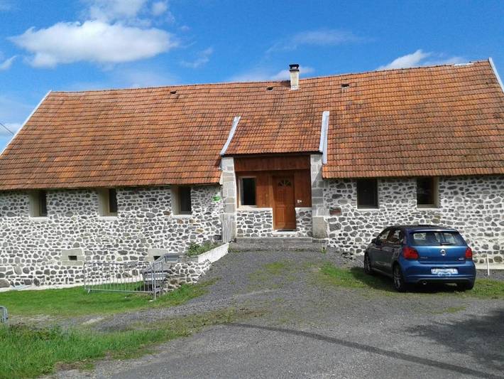 Gîte pour 5 personnes, avec vue et jardin à Champagnac - 2